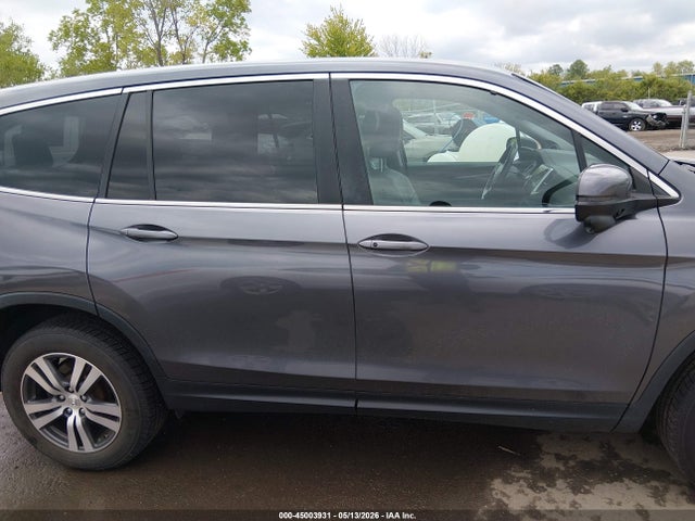45003931 :رقم المزاد ، 5FNYF6H65HB061127 vin ، 2017 Honda Pilot Ex-l مزاد بيع