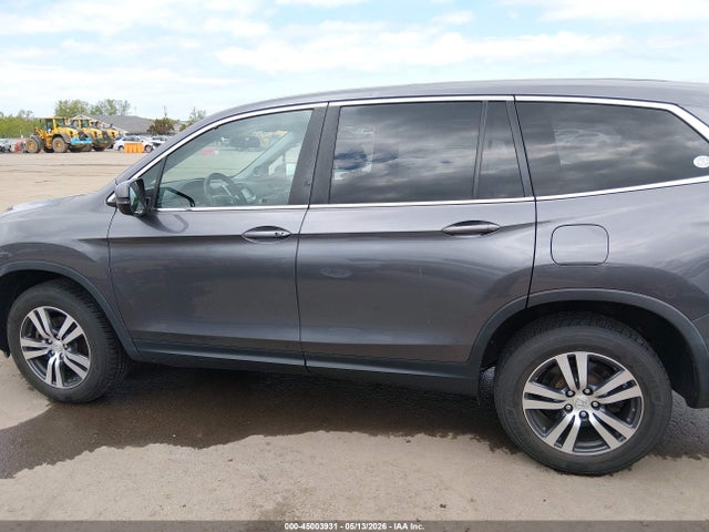 45003931 :رقم المزاد ، 5FNYF6H65HB061127 vin ، 2017 Honda Pilot Ex-l مزاد بيع