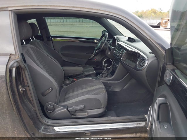 2014 Volkswagen Beetle 2.0t R-line მანქანა იყიდება აუქციონზე, vin: 3VW4S7AT3EM612708, აუქციონის ნომერი: 45003934
