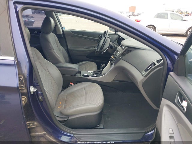 45003949 :رقم المزاد ، 5NPEC4AB0CH412589 vin ، 2012 Hyundai Sonata Se 2.0t مزاد بيع