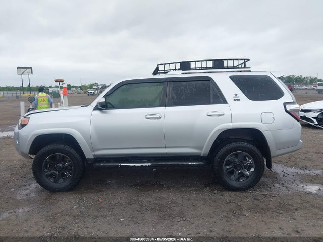 45003984 :رقم المزاد ، JTEZU5JR9G5135024 vin ، 2016 Toyota 4runner Sr5 مزاد بيع