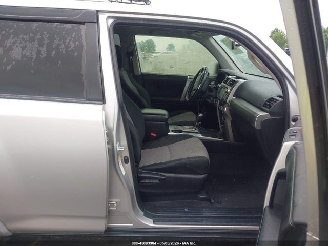 45003984 :رقم المزاد ، JTEZU5JR9G5135024 vin ، 2016 Toyota 4runner Sr5 مزاد بيع