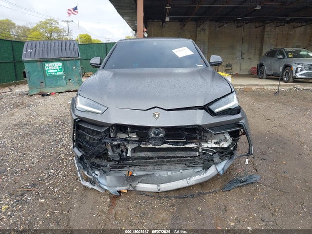 Auction sale of the 2022 Lamborghini Urus Graphite Capsule/pearl Capsule, vin: ZPBUA1ZLXNLA19302, lot number: 45003987