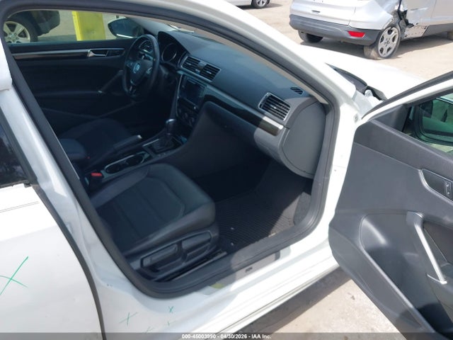 45003990 :رقم المزاد ، 1VWMA7A33KC013646 vin ، 2019 Volkswagen Passat 2.0t Se R-line مزاد بيع