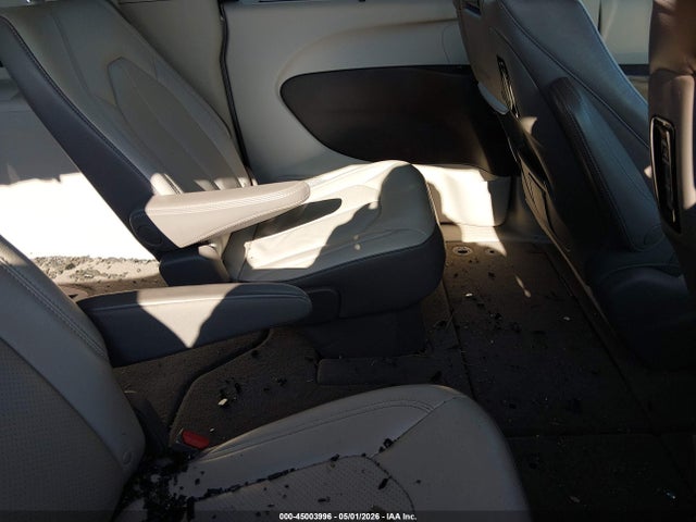 45003996 :رقم المزاد ، 2C4RC1EG0HR804312 vin ، 2017 Chrysler Pacifica Touring-l Plus مزاد بيع