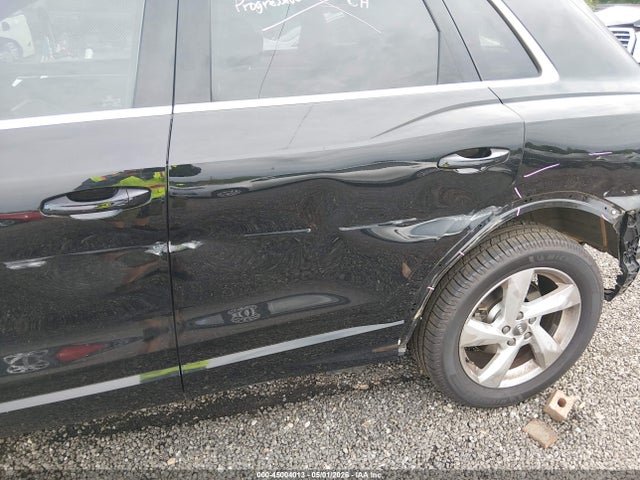 Продажа на аукционе авто 2020 Audi Q3 Premium 45 Tfsi Quattro Tiptronic, vin: WA1AECF37L1125076, номер лота: 45004013