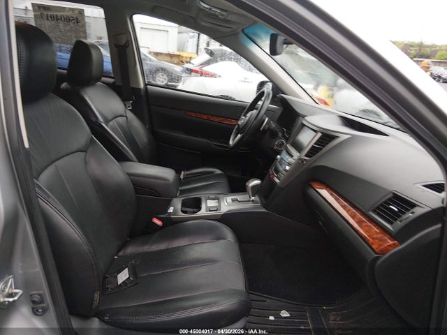 45004017 :رقم المزاد ، 4S4BRDLC9B2313868 vin ، 2011 Subaru Outback 3.6r Limited مزاد بيع