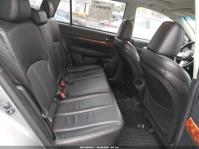 45004017 :رقم المزاد ، 4S4BRDLC9B2313868 vin ، 2011 Subaru Outback 3.6r Limited مزاد بيع