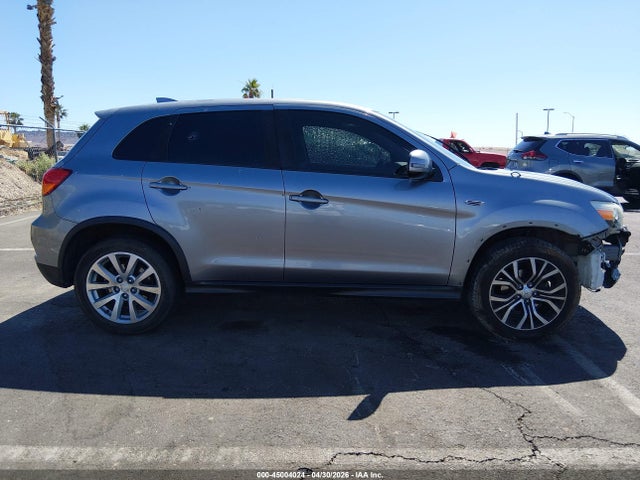 JA4AP3AW6JZ036139 Mitsubishi Outlander Sport 2.4 Se