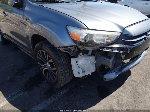 JA4AP3AW6JZ036139 Mitsubishi Outlander Sport 2.4 Se