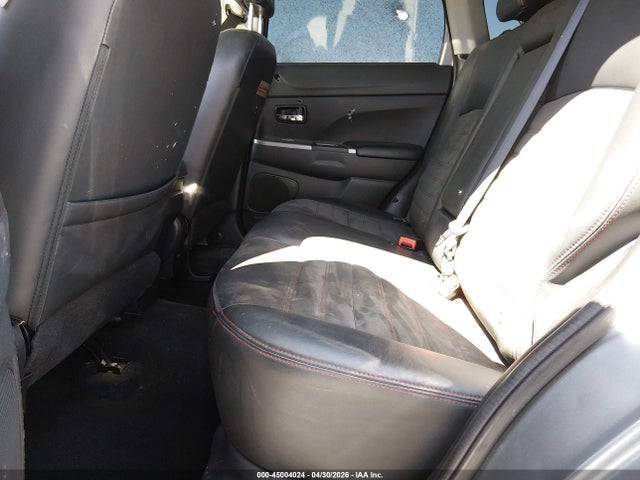 JA4AP3AW6JZ036139 Mitsubishi Outlander Sport 2.4 Se