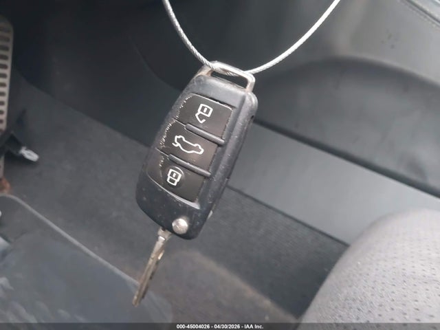 45004026 :رقم المزاد ، TRUSFAFK3E1000524 vin ، 2014 Audi Tt 2.0t مزاد بيع