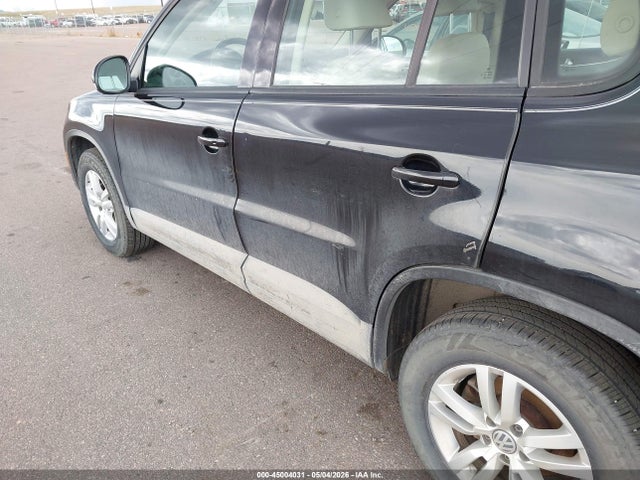 Продажа на аукционе авто 2016 Volkswagen Tiguan S, vin: WVGBV7AX1GW593322, номер лота: 45004031