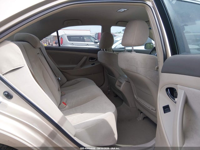 45004058 :رقم المزاد ، 4T1BE46K69U880293 vin ، 2009 Toyota Camry مزاد بيع
