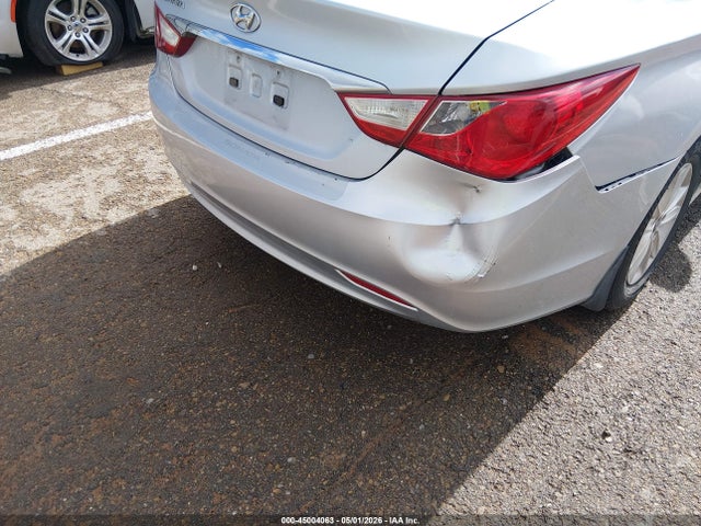 2013 Hyundai Sonata Gls მანქანა იყიდება აუქციონზე, vin: 5NPEB4ACXDH565557, აუქციონის ნომერი: 45004063
