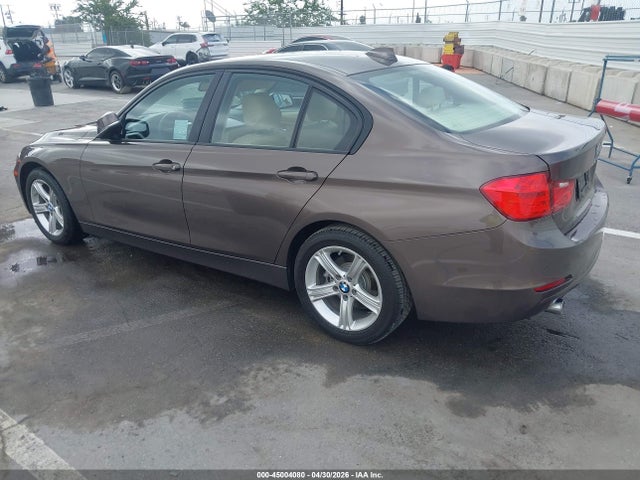 BMW 320 I 2015 WBA3B1C57FK139461 Image 3