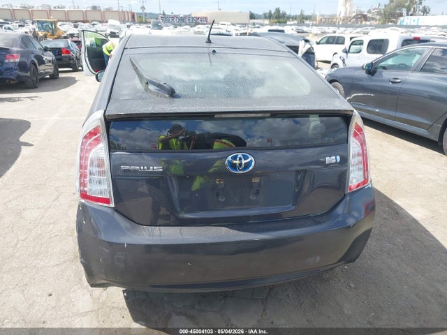 Toyota Prius Two 2015 JTDKN3DU6F2004821 Image 17
