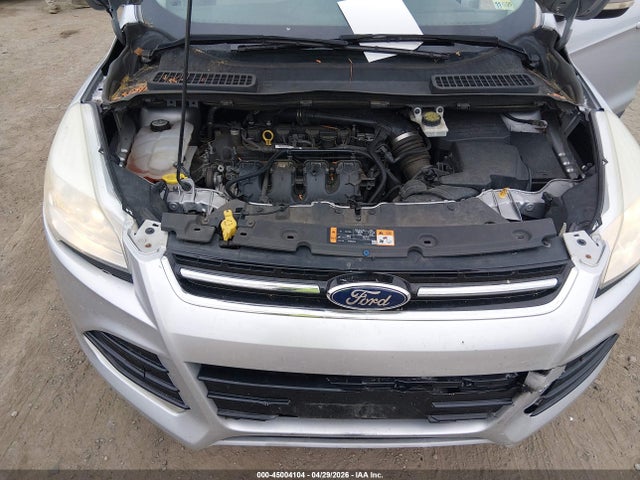1FMCU0J92FUA69011 Ford Escape Titanium