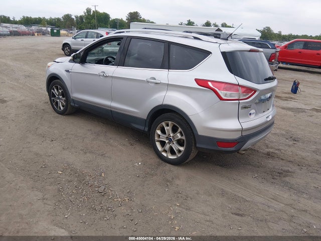 1FMCU0J92FUA69011 Ford Escape Titanium