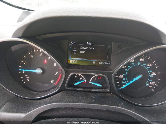 1FMCU0J92FUA69011 Ford Escape Titanium