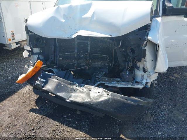 Chevrolet Express Cutaway 3500 2014 1GB3G3CG9E1117004 Image 9