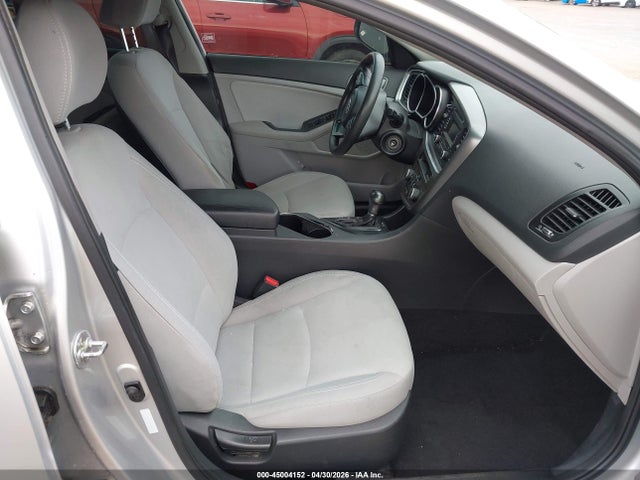 5XXGM4A71EG270172 KIA Optima Lx