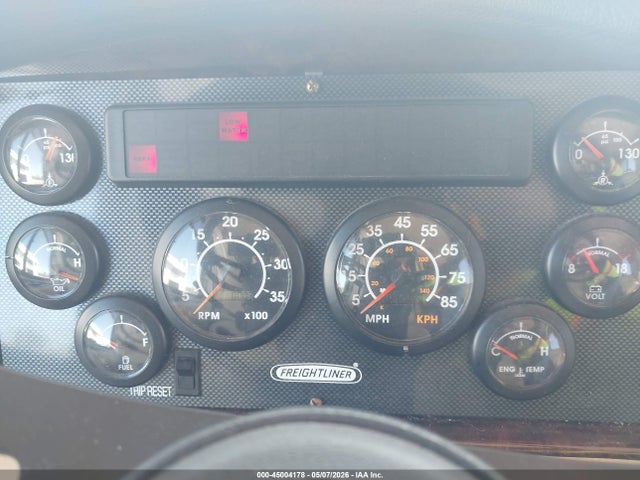 45004178 :رقم المزاد ، 4UZ6XFBA2YCG55283 vin ، 2000 Freightliner Chassis X Line Motor Home مزاد بيع