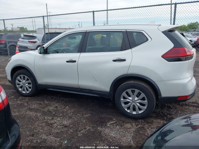 Продажа на аукционе авто 2018 Nissan Rogue S, vin: KNMAT2MV2JP588165, номер лота: 45004185