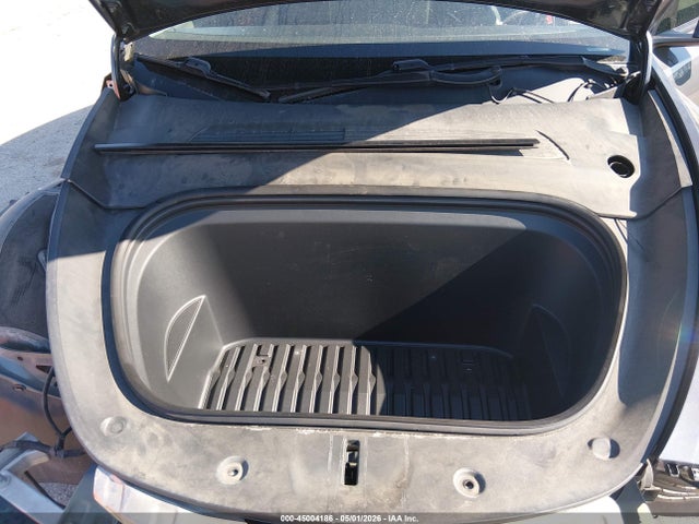 Продажа на аукционе авто 2021 Tesla Model Y Long Range Dual Motor All-wheel Drive, vin: 5YJYGDEE6MF080647, номер лота: 45004186