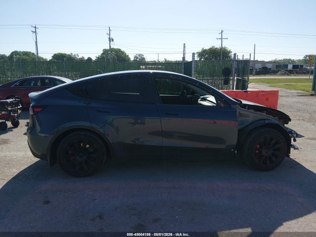 Продажа на аукционе авто 2021 Tesla Model Y Long Range Dual Motor All-wheel Drive, vin: 5YJYGDEE6MF080647, номер лота: 45004186