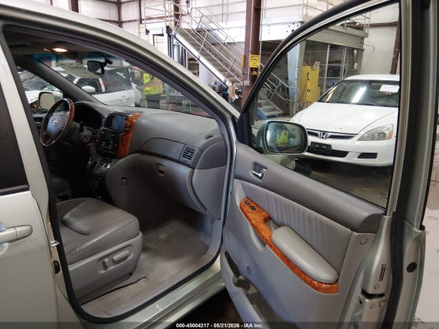 Продажа на аукционе авто 2010 Toyota Sienna Limited/xle, vin: 5TDDK4CC8AS031133, номер лота: 45004217