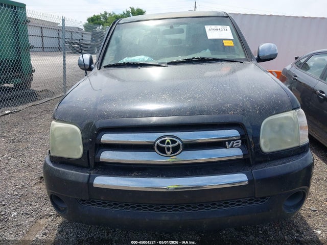 45004221 :رقم المزاد ، 5TBET34185S463518 vin ، 2005 Toyota Tundra Sr5 V8 مزاد بيع