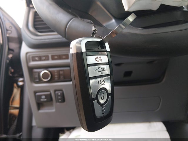 Продажа на аукционе авто 2024 Ford F-150 Lightning Flash, vin: 1FT6W3L77RWG04027, номер лота: 45004228