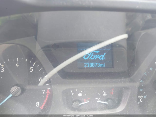 45004235 :رقم المزاد ، 1FTNE1YM8FKA38707 vin ، 2015 Ford Transit-150 مزاد بيع
