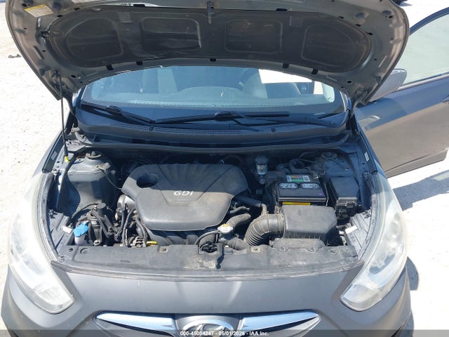 2013 Hyundai Accent Gs მანქანა იყიდება აუქციონზე, vin: KMHCT5AE9DU070196, აუქციონის ნომერი: 45004247