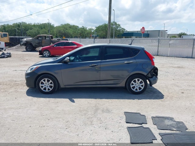 2013 Hyundai Accent Gs მანქანა იყიდება აუქციონზე, vin: KMHCT5AE9DU070196, აუქციონის ნომერი: 45004247