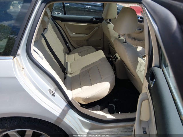 Aukcja sprzedaży 2011 Volkswagen Jetta Sportwagen 2.0l Tdi, vin: 3VWPL8AJ3BM604912, numer aukcji: 45004251