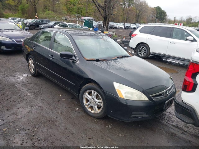 45004258 :رقم المزاد ، 1HGCM56377A081892 vin ، 2007 Honda Accord 2.4 Se مزاد بيع