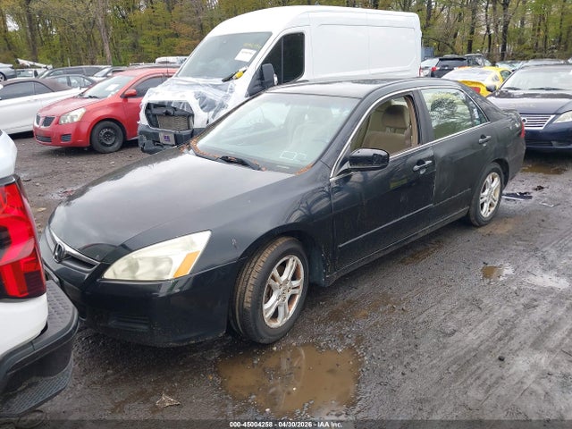 45004258 :رقم المزاد ، 1HGCM56377A081892 vin ، 2007 Honda Accord 2.4 Se مزاد بيع
