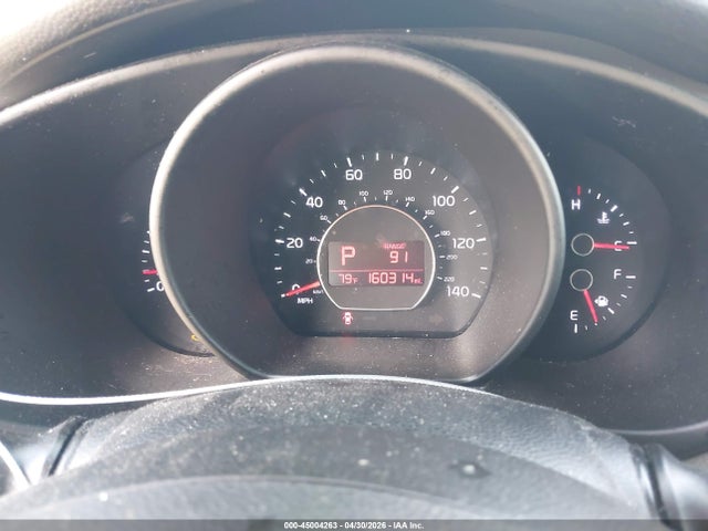 45004263 :رقم المزاد ، KNDJN2A27E7714563 vin ، 2014 Kia Soul مزاد بيع