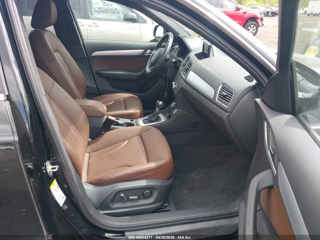 45004271 :رقم المزاد ، WA1EFCFS5FR009161 vin ، 2015 Audi Q3 2.0t Premium Plus مزاد بيع