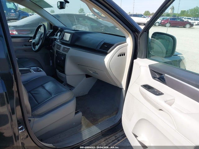 45004303 :رقم المزاد ، 2V4RW5DG1BR669502 vin ، 2011 Volkswagen Routan Sel مزاد بيع