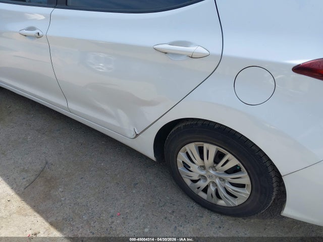 2016 Hyundai Elantra Se მანქანა იყიდება აუქციონზე, vin: 5NPDH4AE7GH761195, აუქციონის ნომერი: 45004314