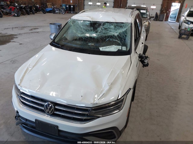 Продажа на аукционе авто 2024 Volkswagen Tiguan 2.0t Wolfsburg Edition, vin: 3VV5B7AX6RM232084, номер лота: 45004333