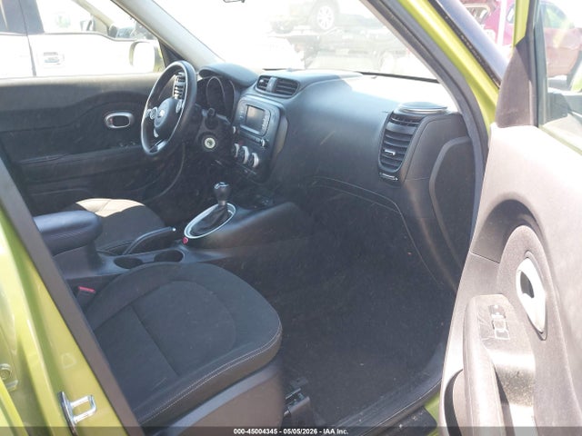 2017 Kia Soul მანქანა იყიდება აუქციონზე, vin: KNDJN2A22H7877688, აუქციონის ნომერი: 45004345