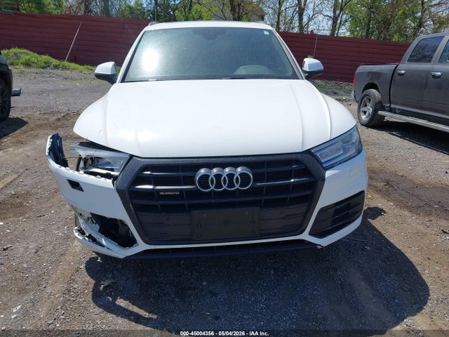 Продажа на аукционе авто 2020 Audi Q5 Premium 45 Tfsi Quattro S Tronic/titanium Premium 45 Tfsi Quattro S Tronic, vin: WA1ANAFYXL2093105, номер лота: 45004356