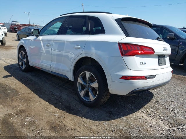Продажа на аукционе авто 2020 Audi Q5 Premium 45 Tfsi Quattro S Tronic/titanium Premium 45 Tfsi Quattro S Tronic, vin: WA1ANAFYXL2093105, номер лота: 45004356