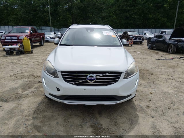 2015 Volvo Xc60 T6 მანქანა იყიდება აუქციონზე, vin: YV4902RB9F2563792, აუქციონის ნომერი: 45004368
