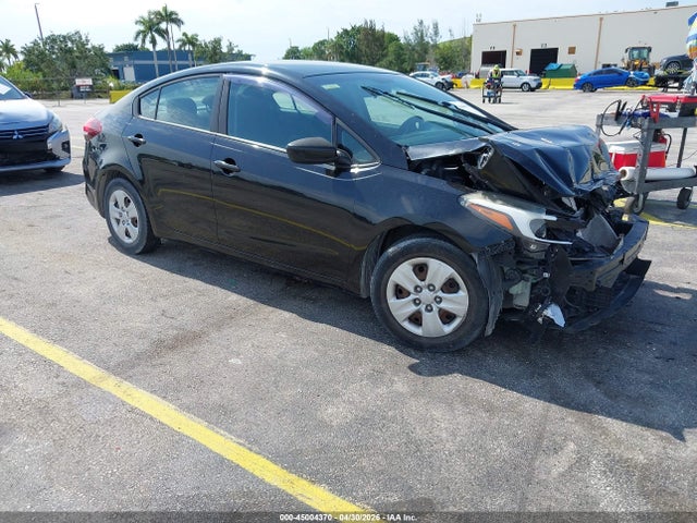 Продажа на аукционе авто 2017 Kia Forte Lx, vin: 3KPFK4A7XHE041374, номер лота: 45004370