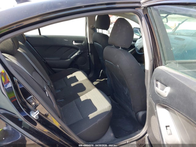 Продажа на аукционе авто 2017 Kia Forte Lx, vin: 3KPFK4A7XHE041374, номер лота: 45004370
